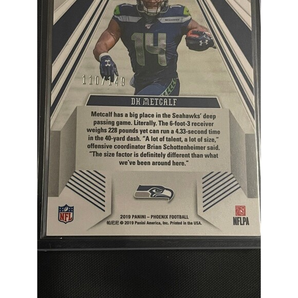 2019‎ DK METCALF PANINI PHOENIX ROOKIE RISING /149 PURPLE REFRACTOR #8 SEAHAWKS - Picture 6 of 6